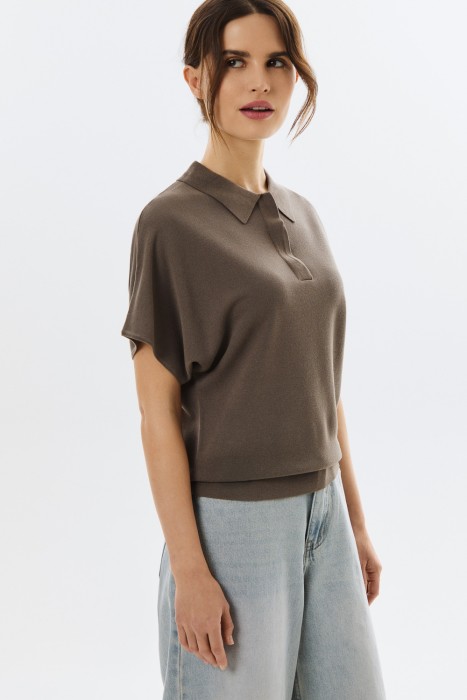 джемпер-поло по цене 2340 руб вид справа