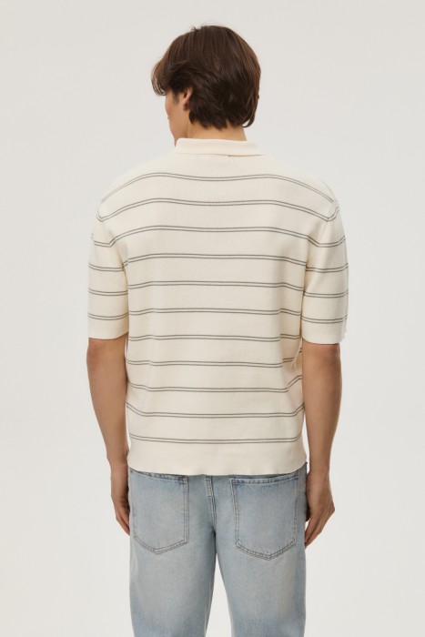 джемпер-поло по цене 1710 руб вид справа