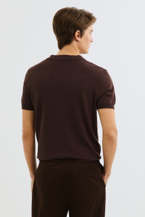 джемпер-поло по цене 2000 руб вид справа