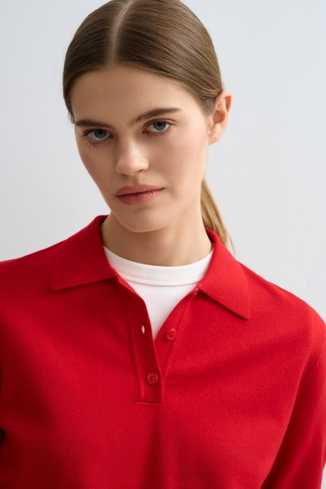 джемпер-поло по цене 1690 руб вид справа