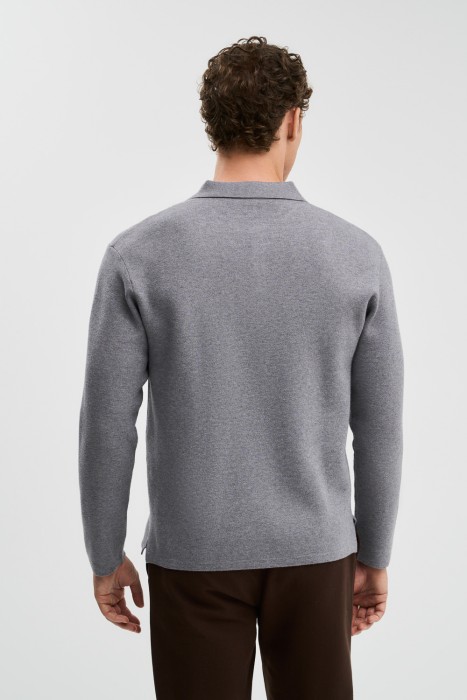 джемпер-поло из россии вид сбоку