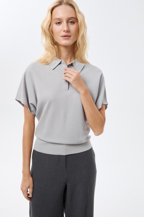 джемпер-поло от бренда снежная королева вид слева