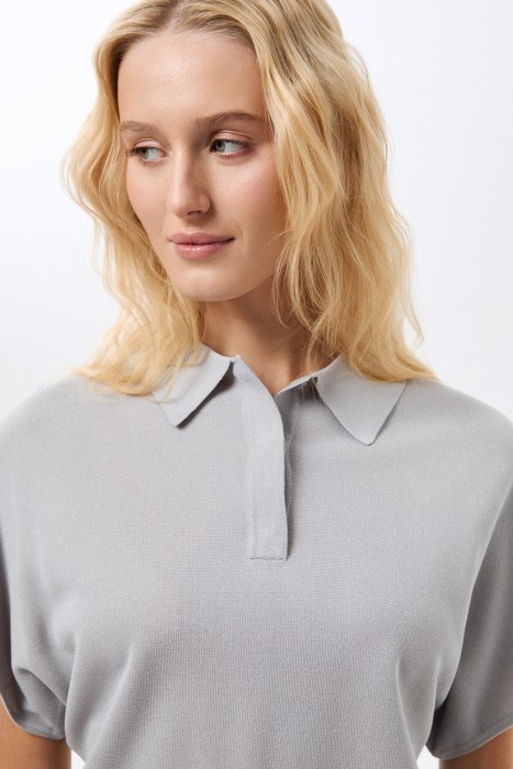 джемпер-поло из россии вид сбоку