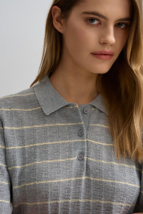 джемпер-поло из россии вид сбоку