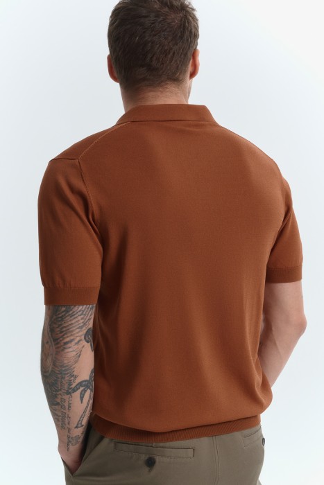 джемпер-поло по цене 900 руб вид справа