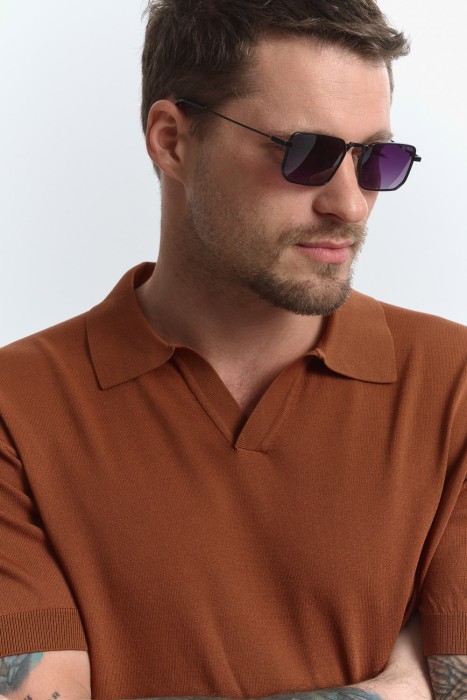 джемпер-поло из россии вид сбоку