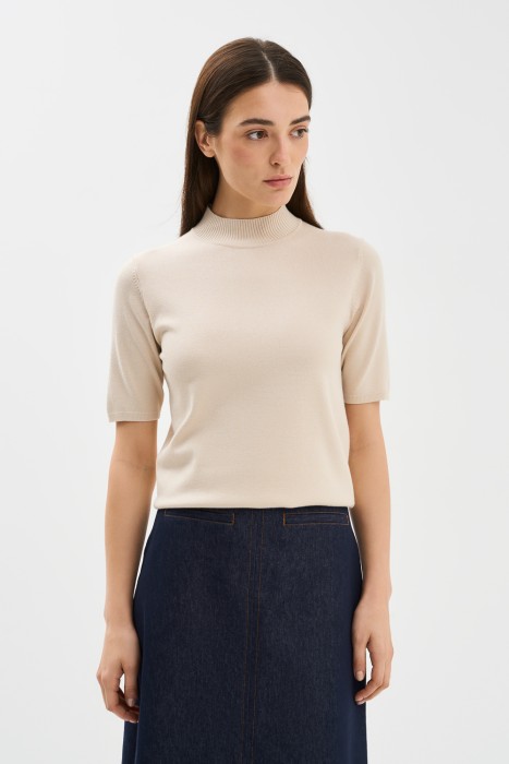 джемпер с короткими рукавами от бренда снежная королева вид слева