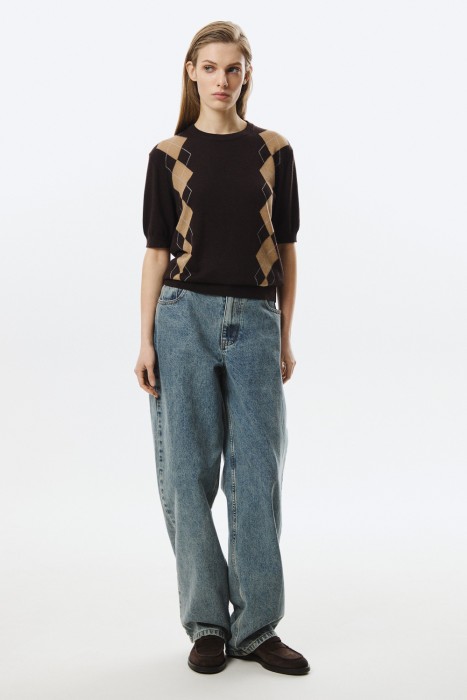 джемпер с короткими рукавами от бренда снежная королева вид слева