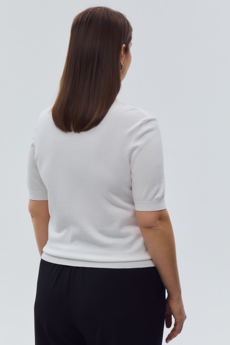 джемпер с короткими рукавами по цене 2000 руб вид справа