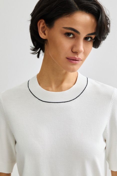 джемпер с короткими рукавами из россии вид сбоку