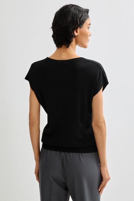 джемпер с короткими рукавами по цене 1560 руб вид справа