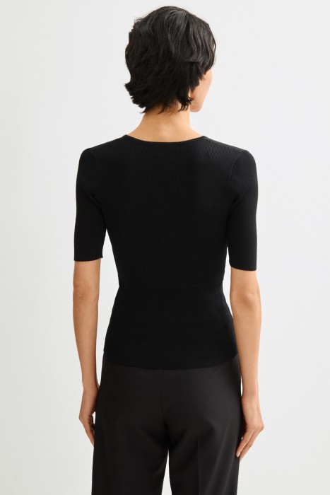 джемпер с короткими рукавами по цене 1870 руб вид справа