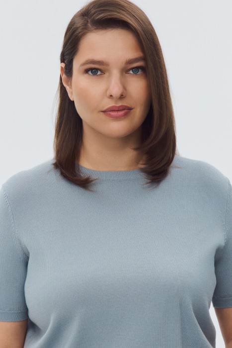 джемпер с короткими рукавами из россии вид сбоку