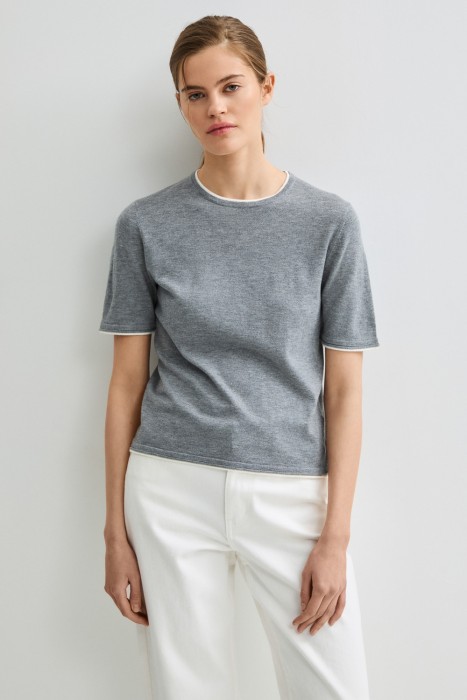 джемпер с короткими рукавами от бренда снежная королева вид слева