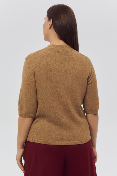 джемпер с короткими рукавами по цене 2000 руб вид справа