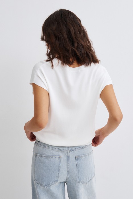 джемпер с короткими рукавами по цене 1560 руб вид справа