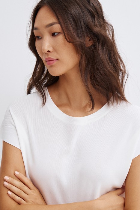 джемпер с короткими рукавами из россии вид сбоку