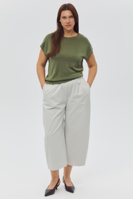 джемпер с короткими рукавами от бренда снежная королева вид слева