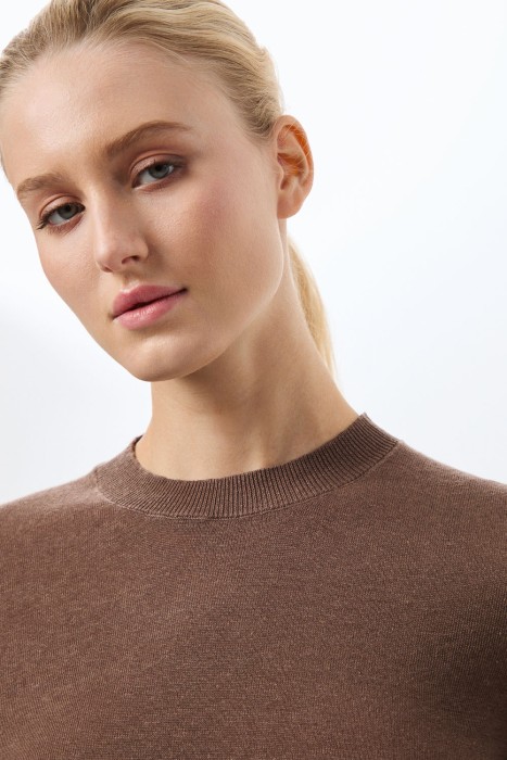 джемпер с короткими рукавами из россии вид сбоку