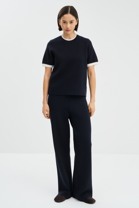 джемпер с короткими рукавами от бренда снежная королева вид слева