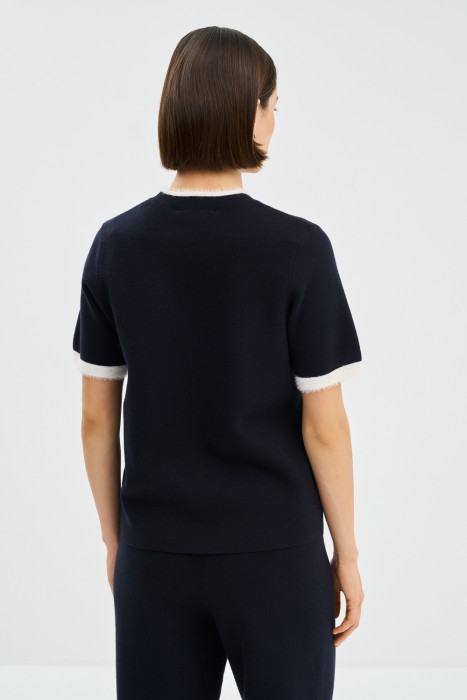 джемпер с короткими рукавами по цене 1370 руб вид справа