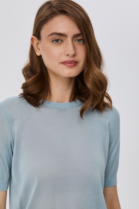 джемпер с короткими рукавами из россии вид сбоку