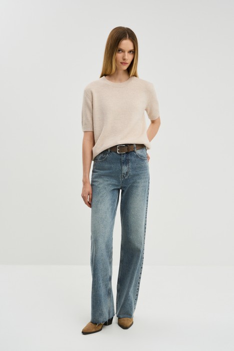 джемпер с короткими рукавами от бренда снежная королева вид слева