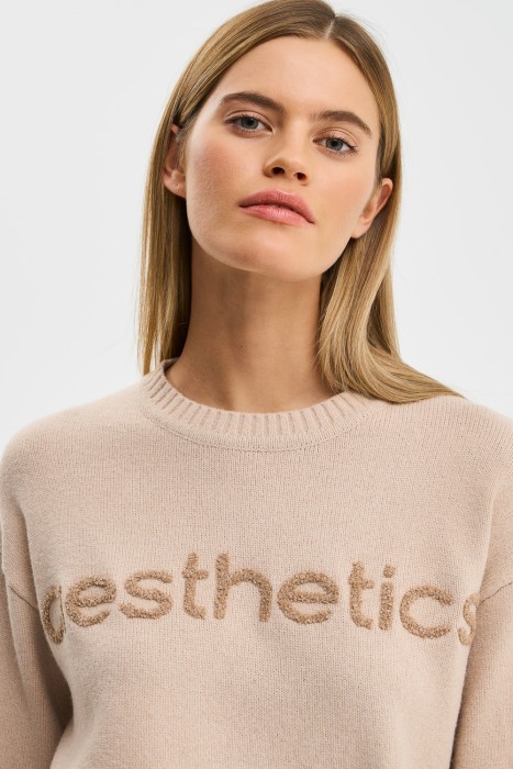 джемпер с надписью из россии вид сбоку