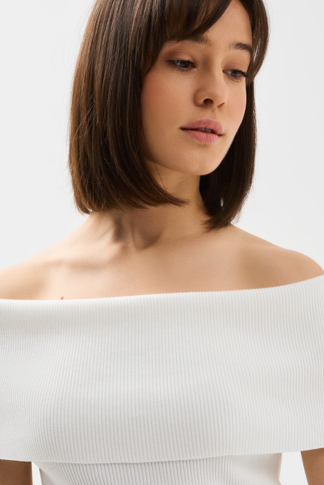 джемпер с отворотом от бренда снежная королева вид слева