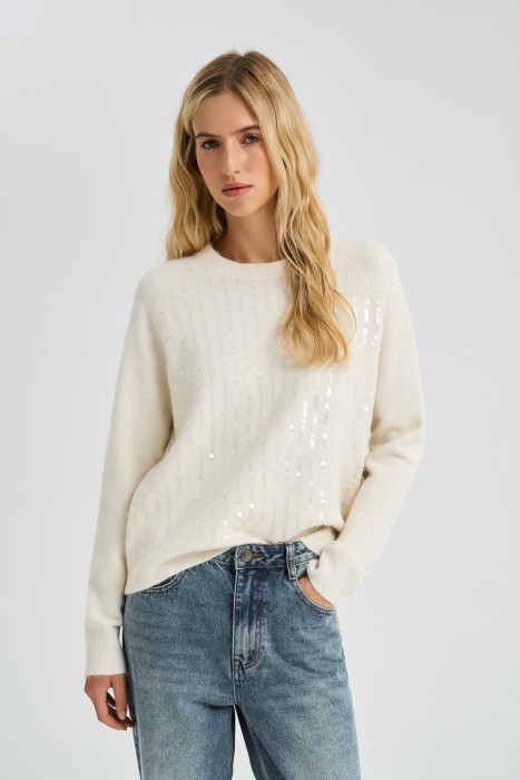 джемпер с пайетками от бренда снежная королева вид слева