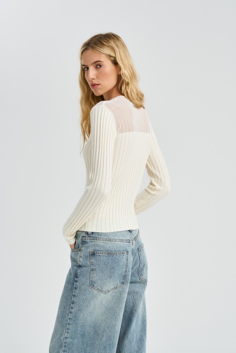 джемпер с полупрозрачной вставкой по цене 1480 руб вид справа