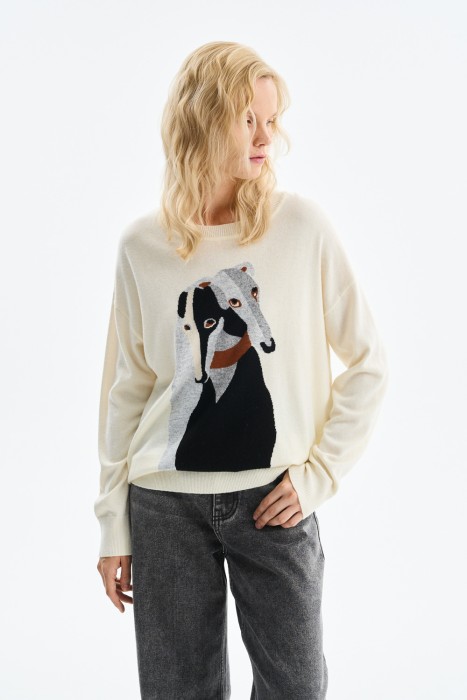 джемпер с рисунком по цене 2880 руб вид справа