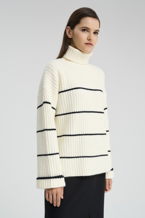 Товар с артикулом 733936003 вид сзади