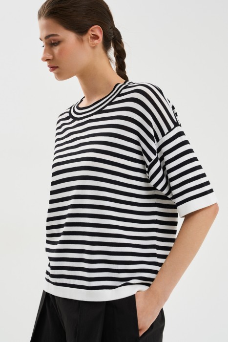 Товар с артикулом 756873003 вид сзади