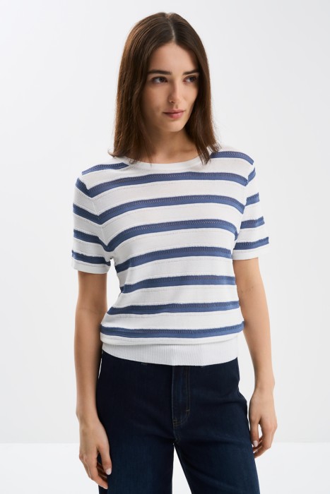 джемпер в полоску от бренда снежная королева вид слева