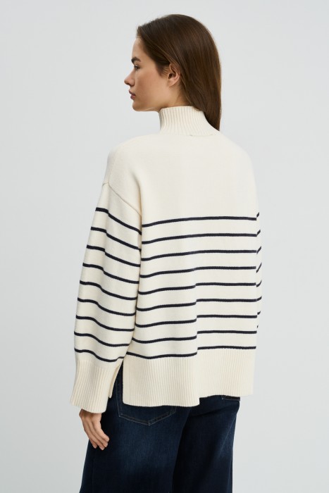 джемпер в полоску по цене 2030 руб вид справа