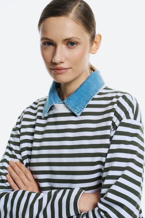 джемпер в полоску из россии вид сбоку