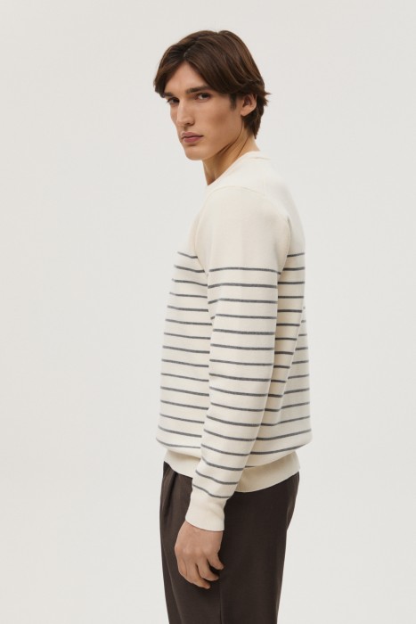 Товар с артикулом 798987003 вид сзади