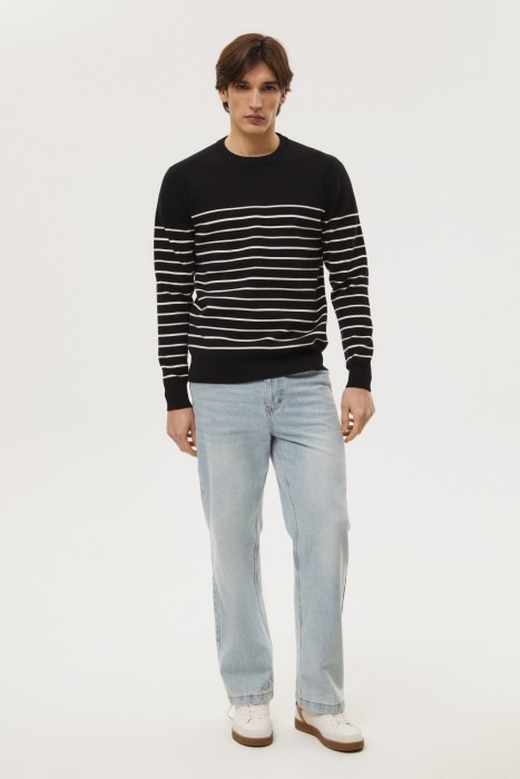 джемпер в полоску из россии вид сбоку