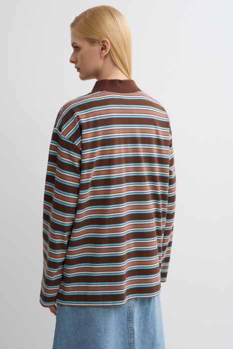 джемпер в полоску по цене 1620 руб вид справа