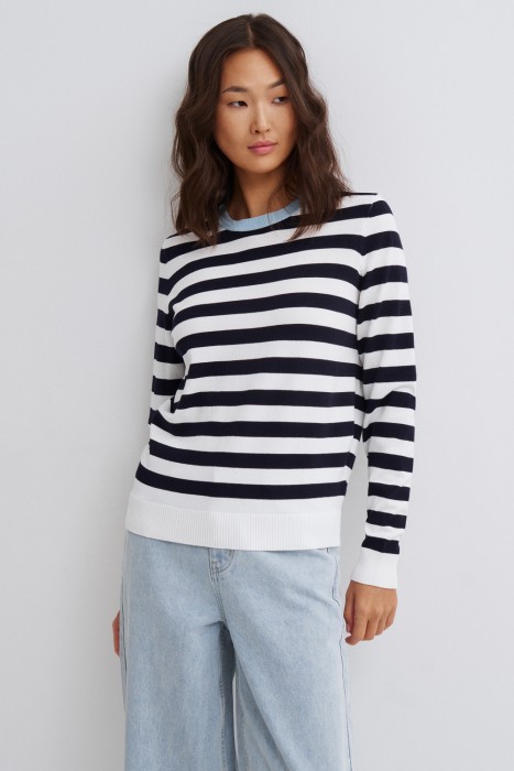 джемпер в полоску 803428003 фотография