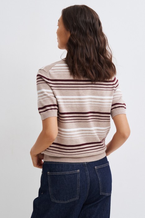 джемпер в полоску по цене 1560 руб вид справа