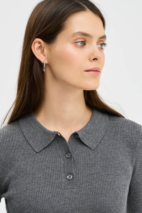 джемпер в рубчик из россии вид сбоку