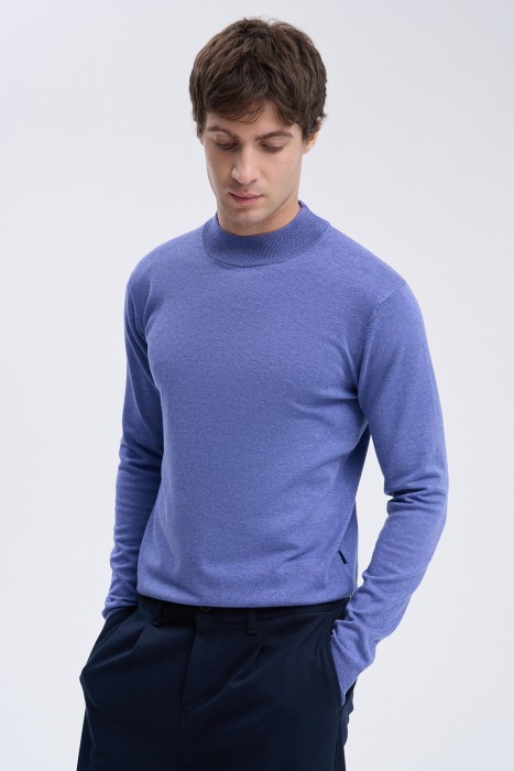 джемпер по цене 960 руб вид справа