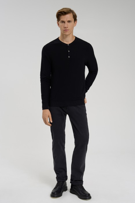 джемпер от бренда снежная королева вид слева