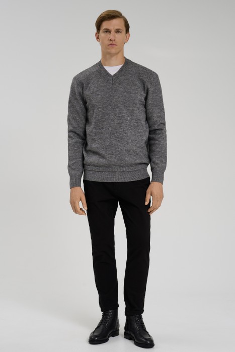 джемпер от бренда снежная королева вид слева