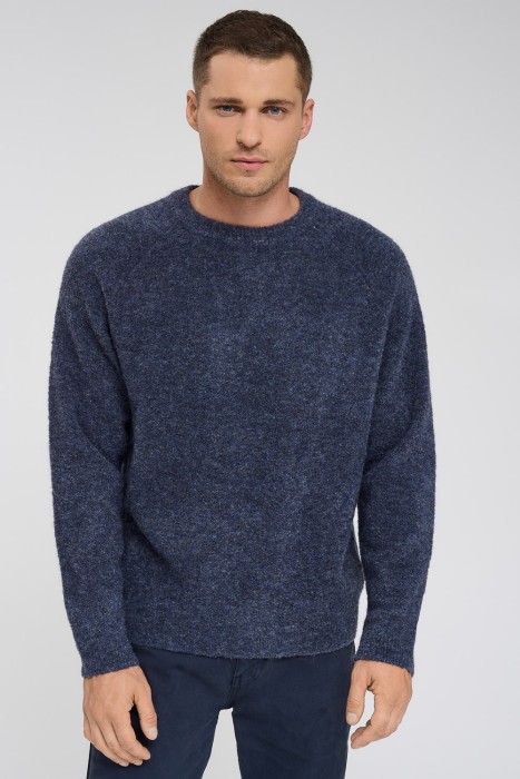 джемпер от бренда снежная королева вид слева