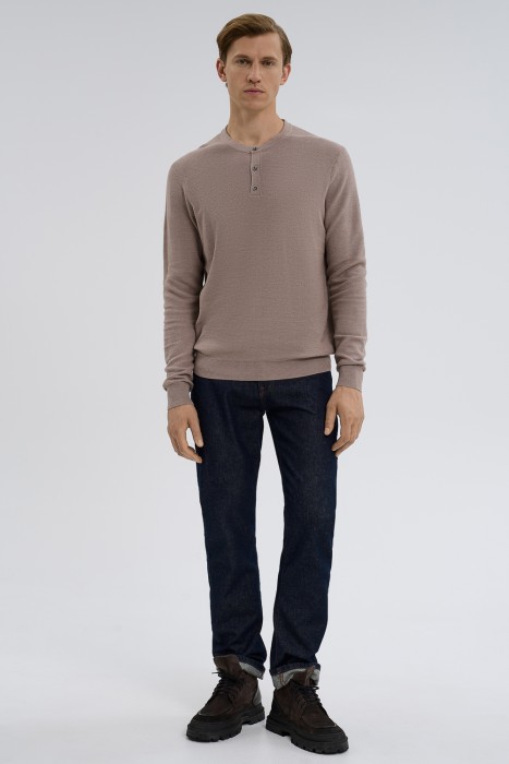 джемпер от бренда снежная королева вид слева