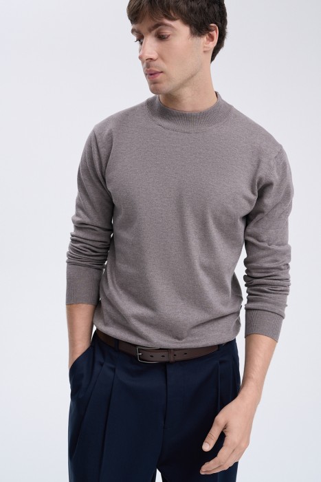 джемпер из россии вид сбоку