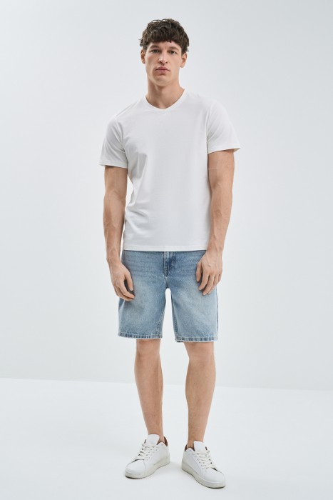 джинсовые шорты от бренда снежная королева вид слева